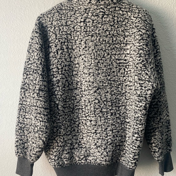 Express One Eleven Sherpa Fleece Black and White Jacket - Picture 3 of 4